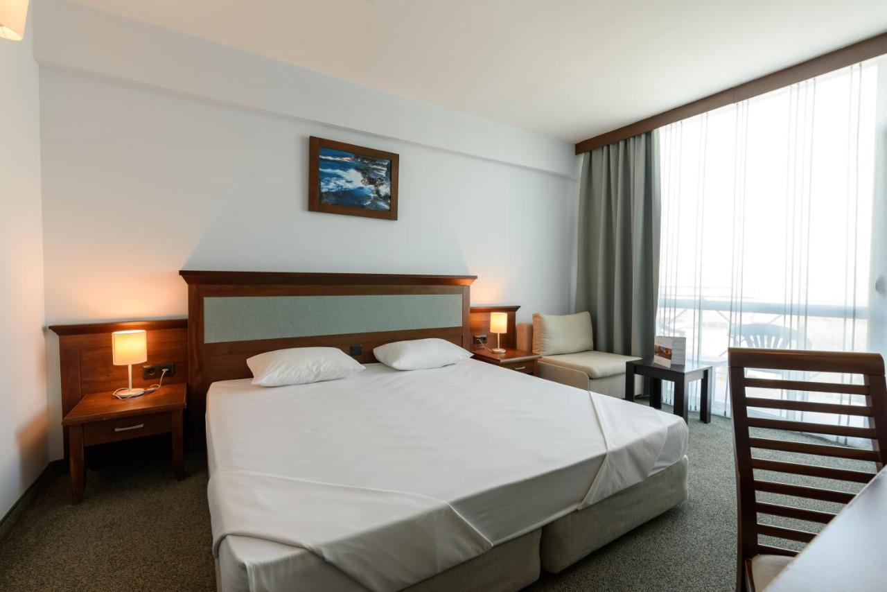 Lion Sunny Beach Hotel 외부 사진
