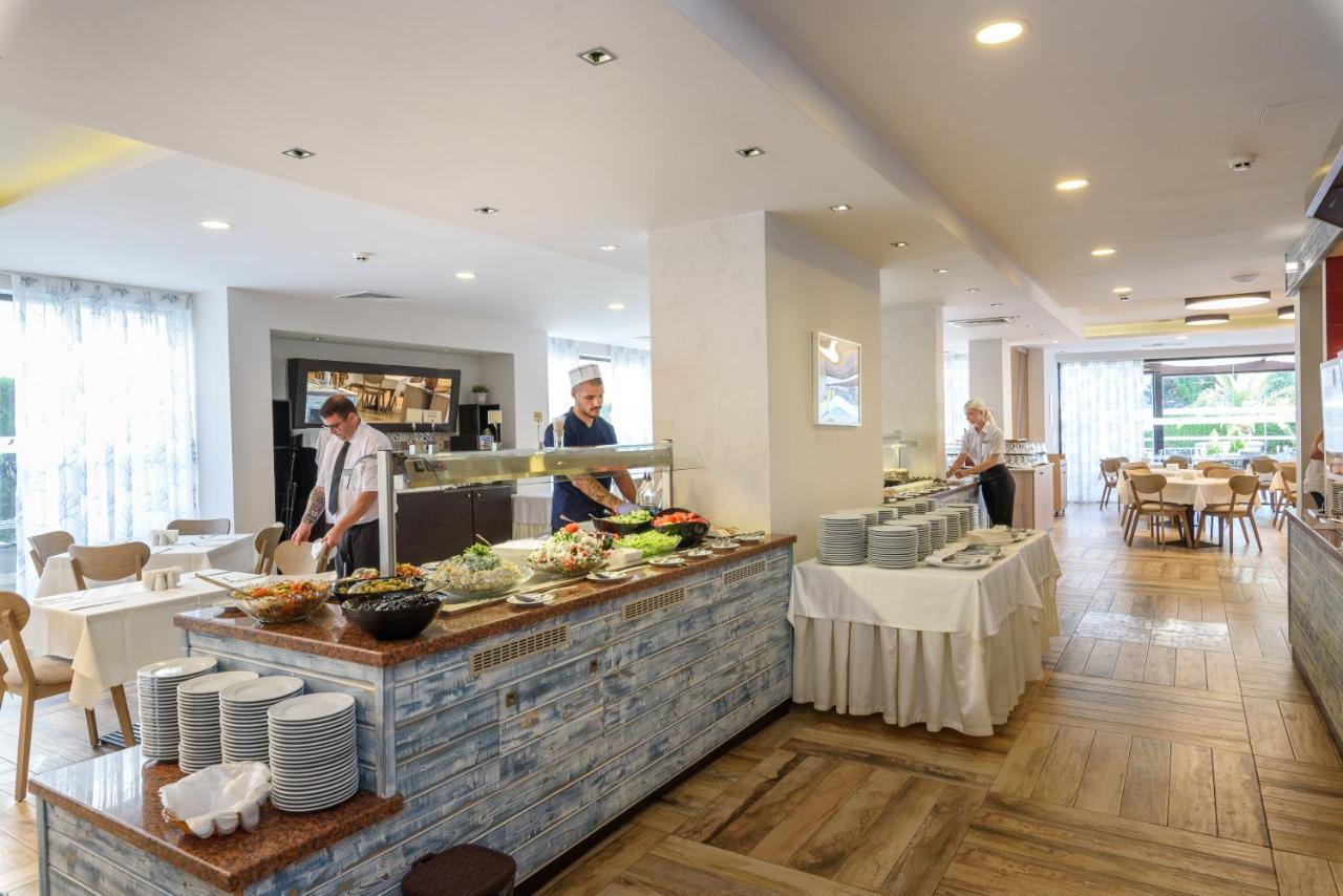 Lion Sunny Beach Hotel 외부 사진