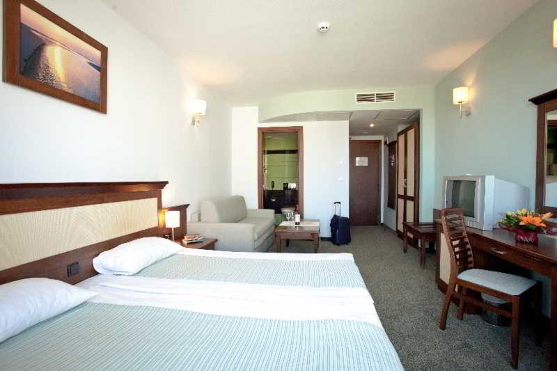 Lion Sunny Beach Hotel 외부 사진